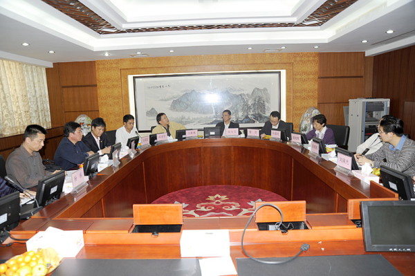 3月18日，湛江市人民检察院检察长王雁林一行莅临我院考察