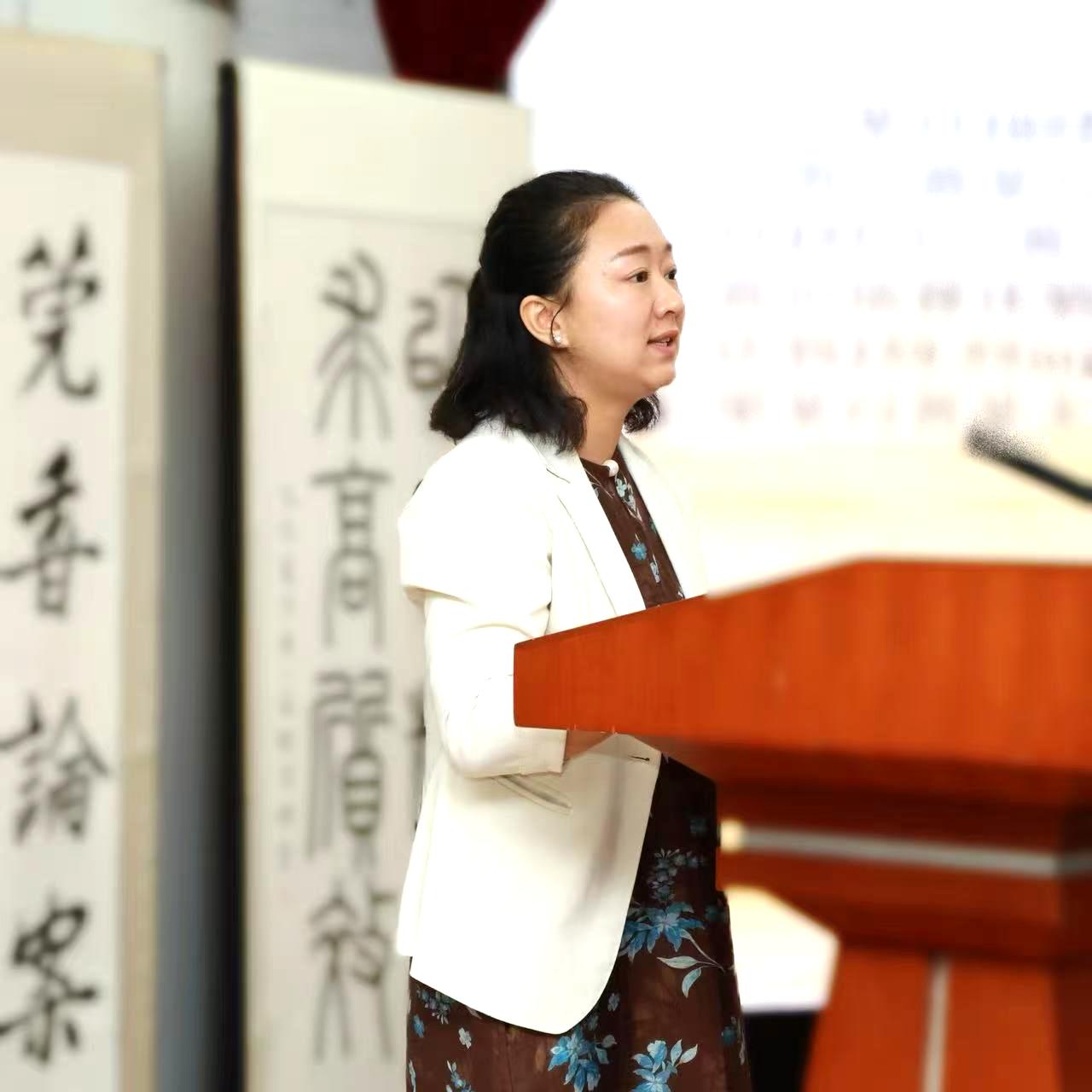 汇报人3林蓉.jpg